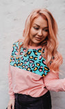 Candy pink/ turquoise leopard lightweight jumper